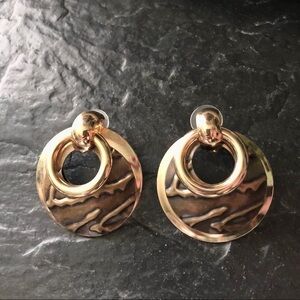 Vintage Post Earrings Gold Tone